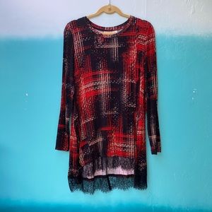 LOGO Red and Black Printed Knit Top w Lace Trim
